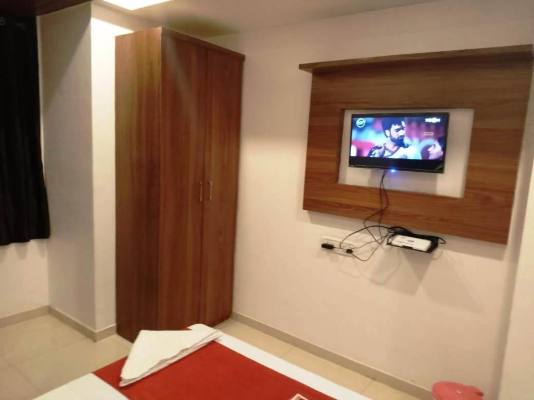 Sai Deep Lodging Navi Mumbai Exterior foto